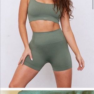 ISO Set Active SCULPTFLEX Shorts (pine)